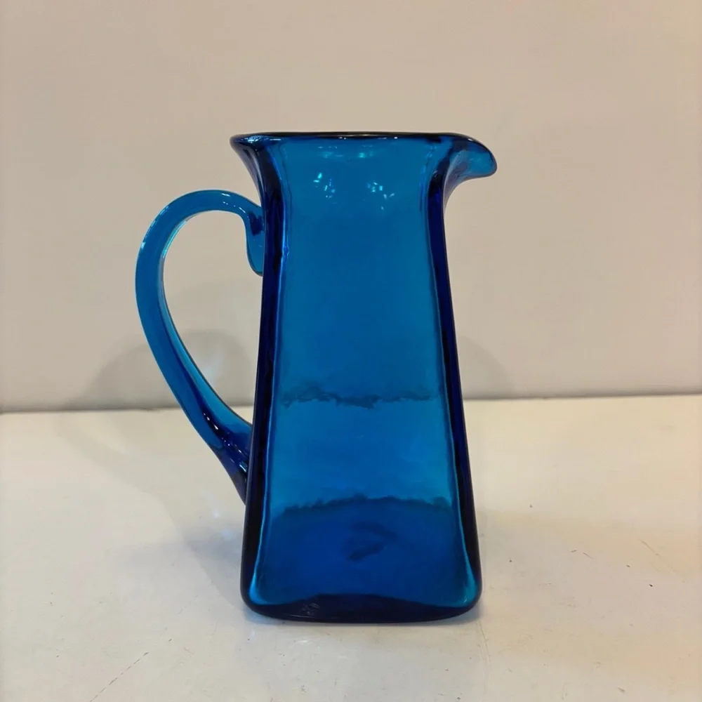 Blenko Blue Glass Hand Blown Glass Vase/ pitcher